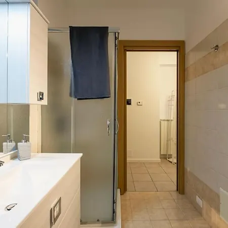 Apartment Le Cascine Park Spacious & Comfortable + Balcony